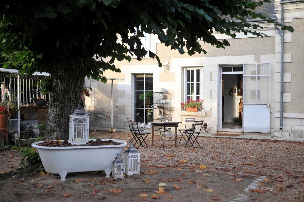 Chambres Et Tables D'Hotes Le Voriou Couddes Exteriér fotografie